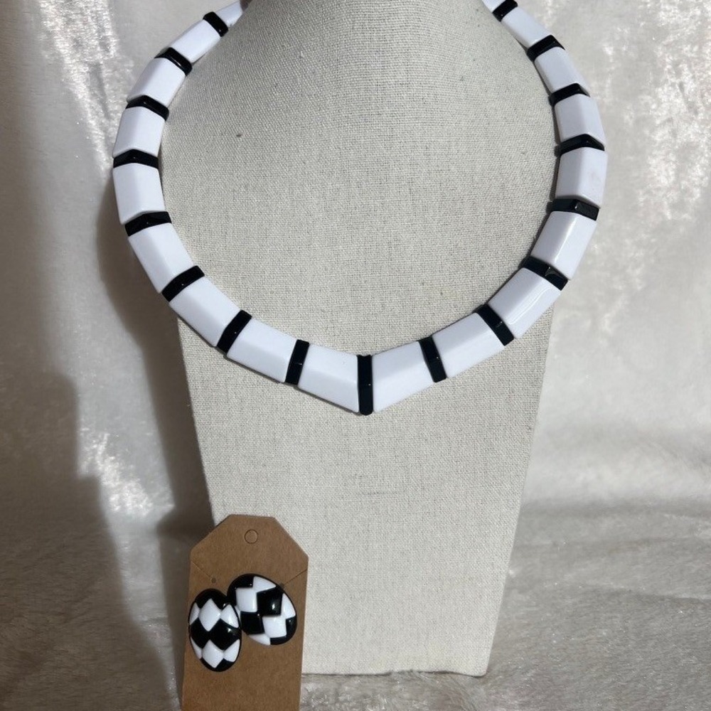 Black White Choker Necklace & Earrings Chunky Acrylic Geometric Bold Contrast